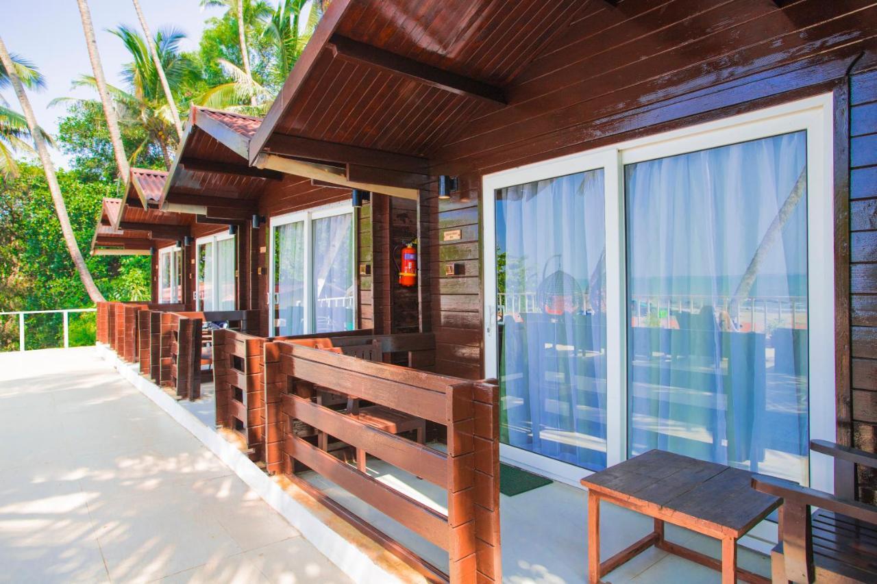 Resort Antares Beach